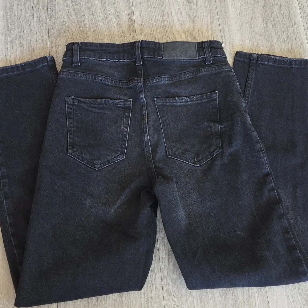 2 Women's Size 2 Jeans! Zara Black Wash/ Abercrombie& Fitch Blue Wash. - Picture 8 of 8